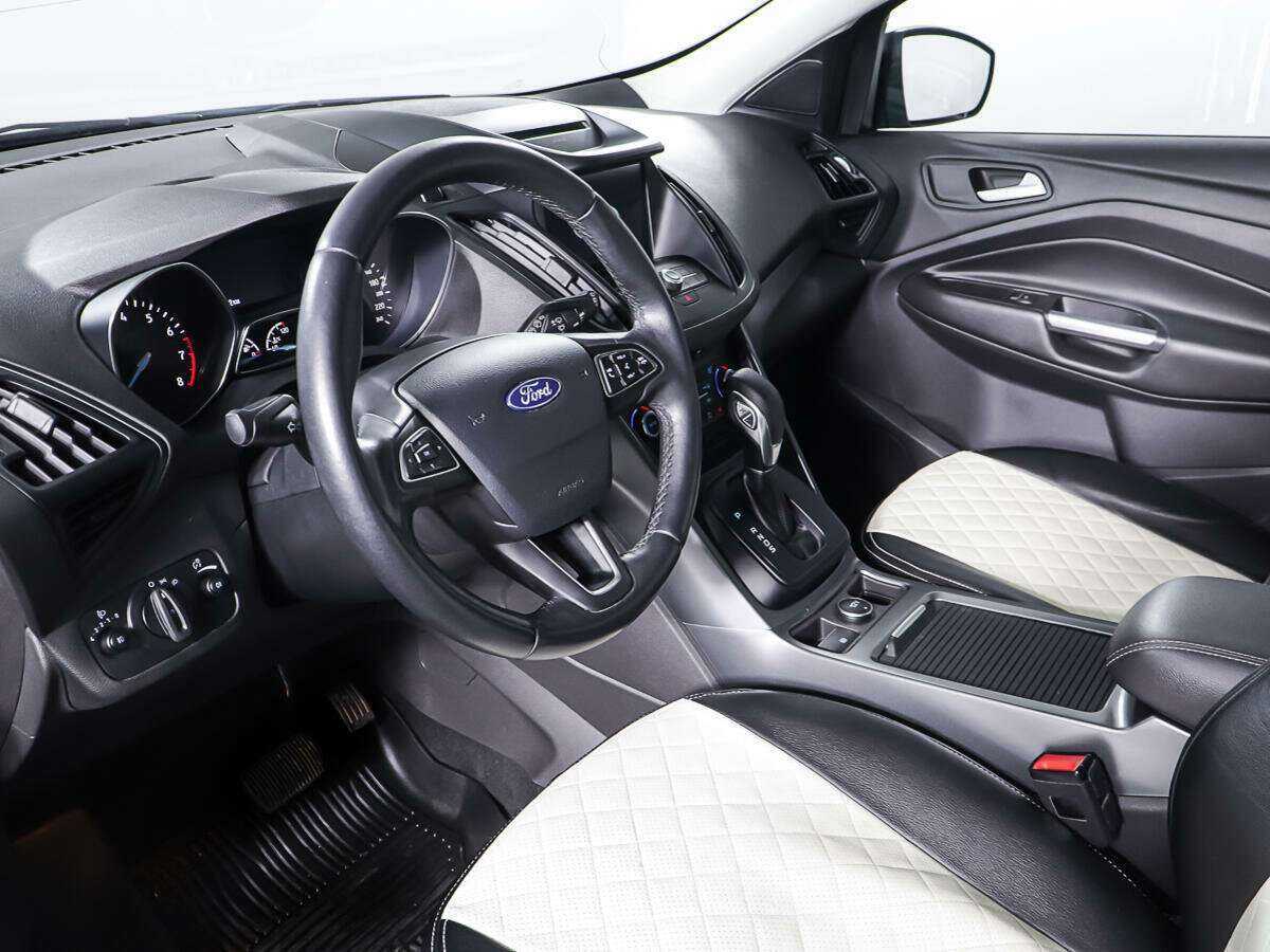 Б/У Форд Куга 2019 года. Фото: #12