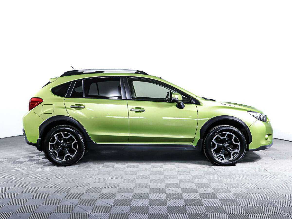 Б/У Субару ИксВи 2013 года. Фото: #3