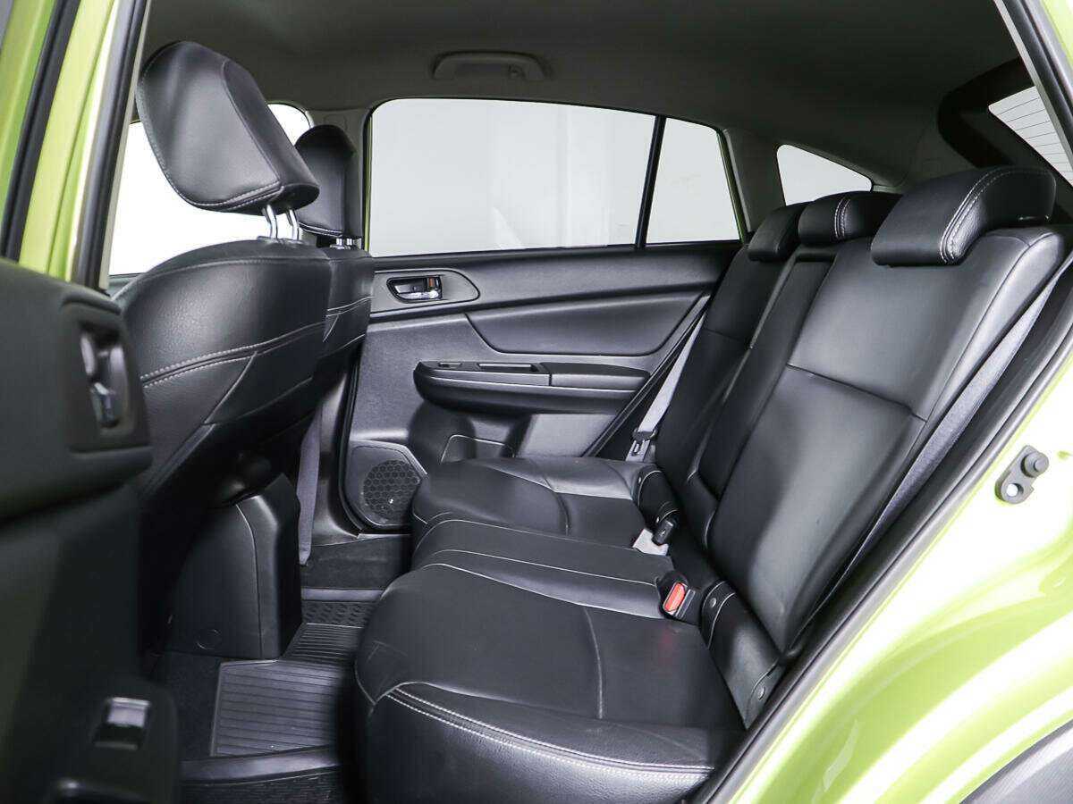 Б/У Субару ИксВи 2013 года. Фото: #9