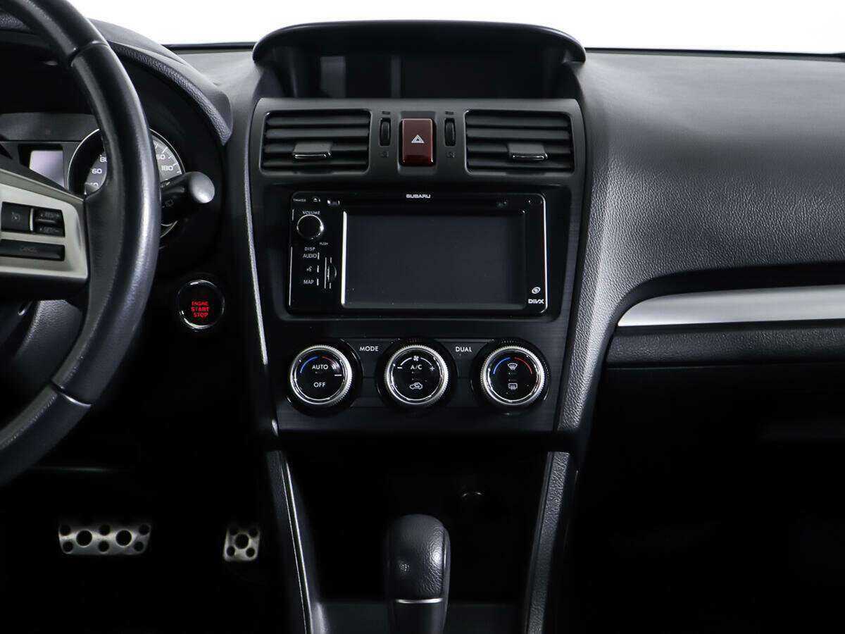 Б/У Субару ИксВи 2013 года. Фото: #11