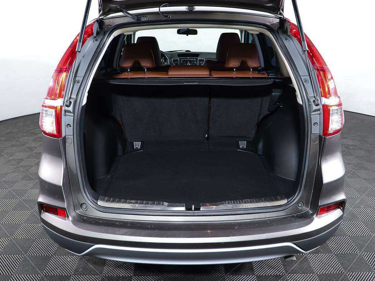 Б/У Хонда ЦР-В 2017 года. Фото: #7