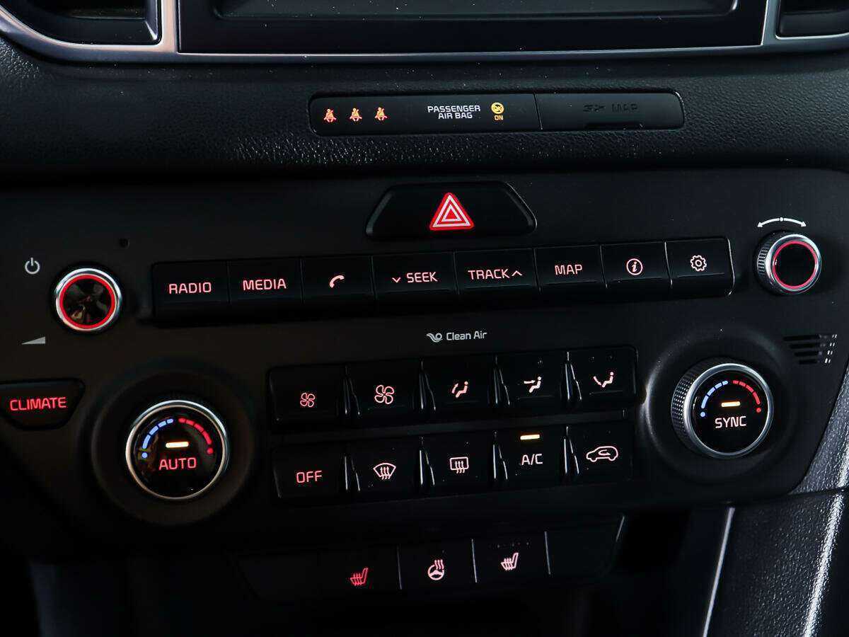 Б/У Киа Спортейдж 2017 года. Фото: #17