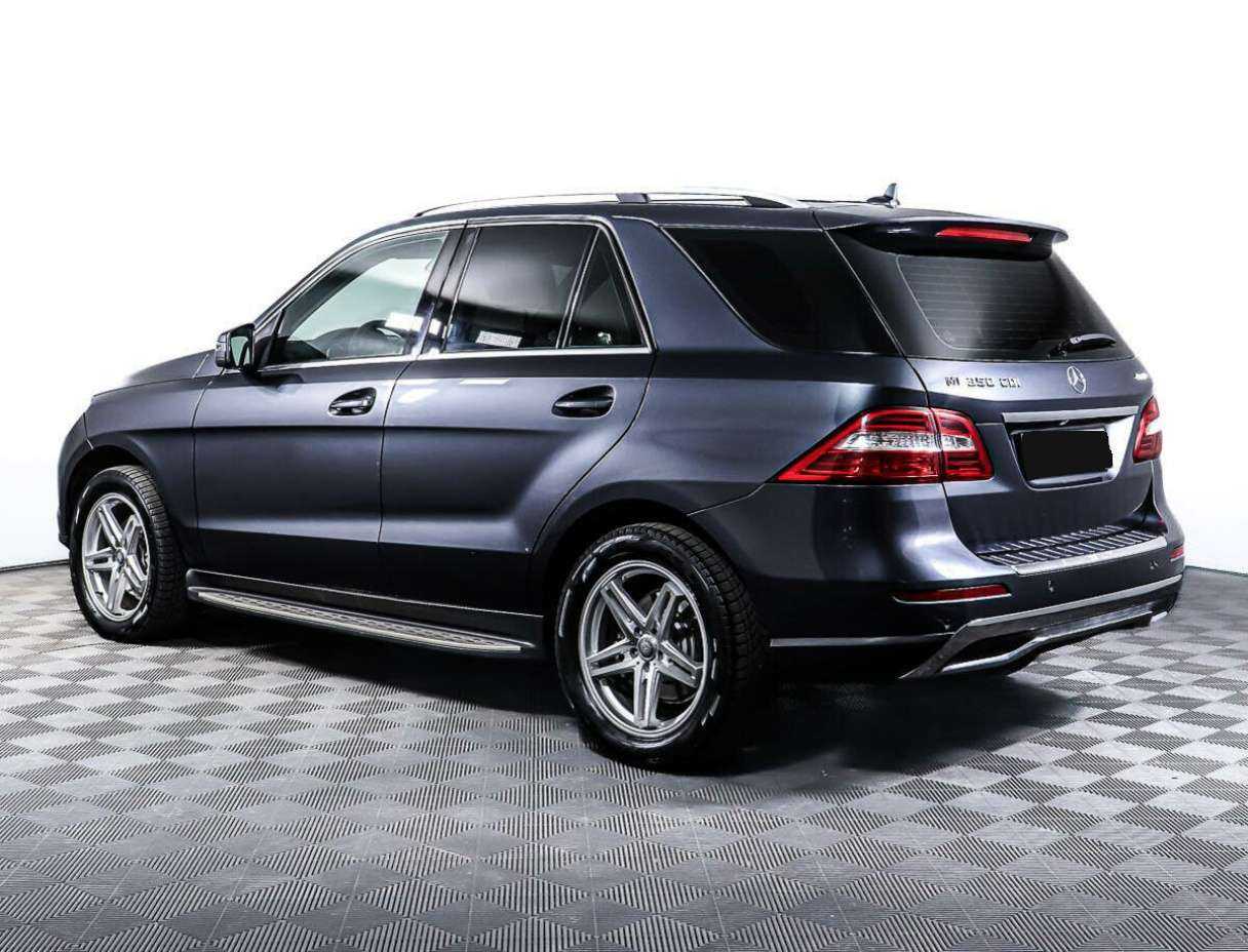 Б/У Мерседес-Бенц М-Класс 2013 года. Фото: #6