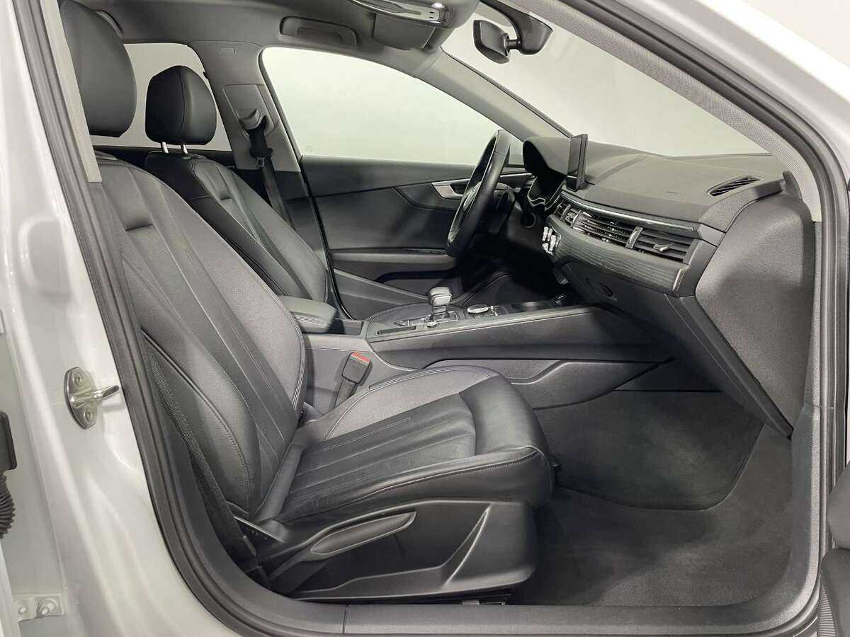 Б/У Ауди А4 2018 года. Фото: #13