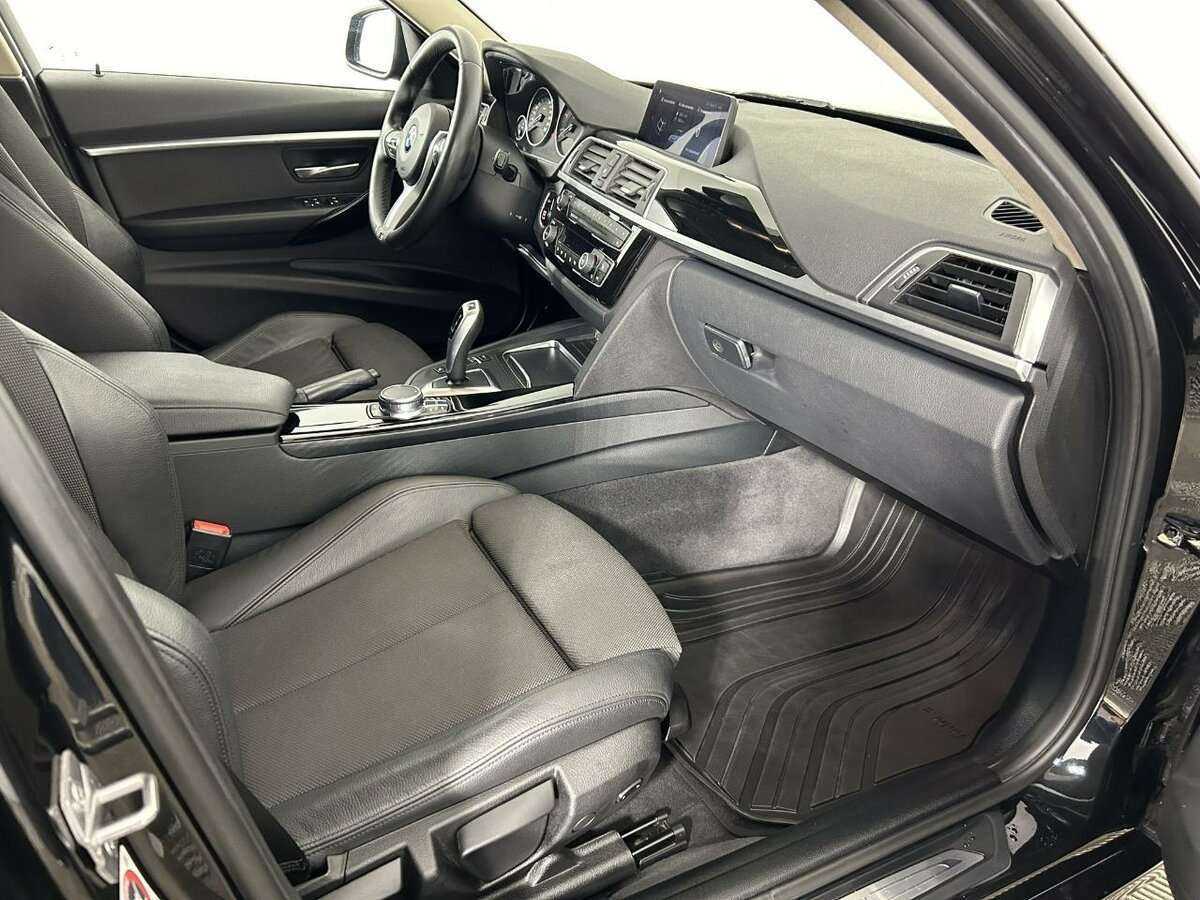 Б/У БМВ 3 серии 2016 года. Фото: #13