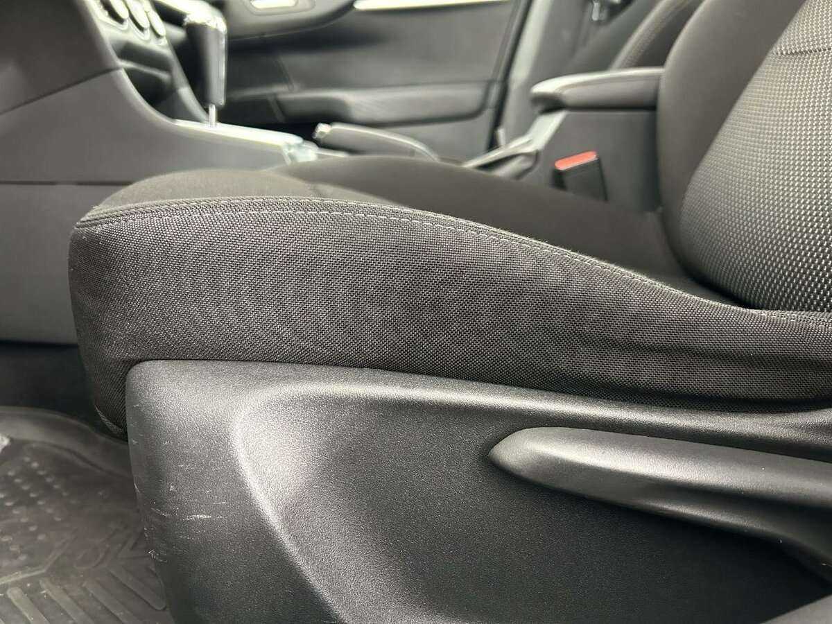 Б/У Ситроен Ц4 2013 года. Фото: #8