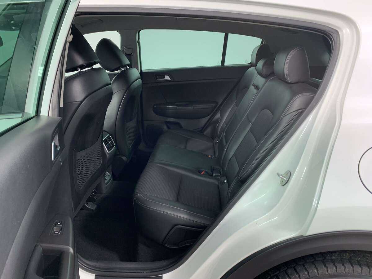 Б/У Киа Спортейдж 2016 года. Фото: #9