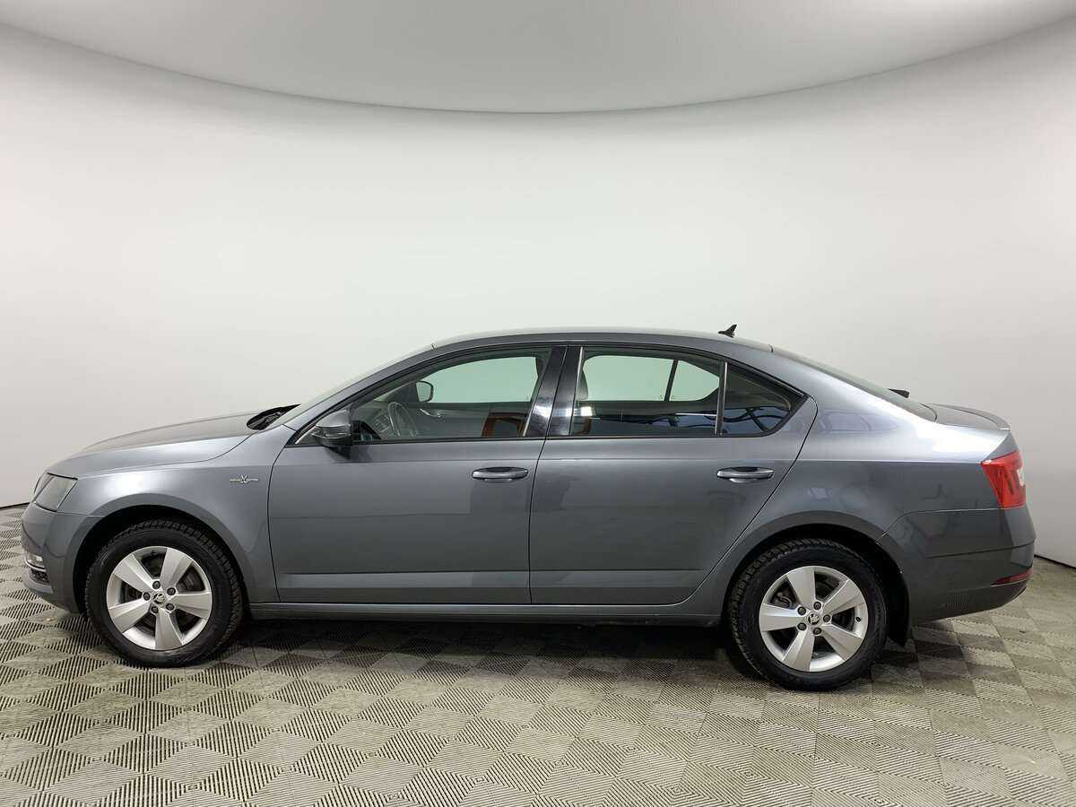 Б/У Шкода Октавия 2020 года. Фото: #7