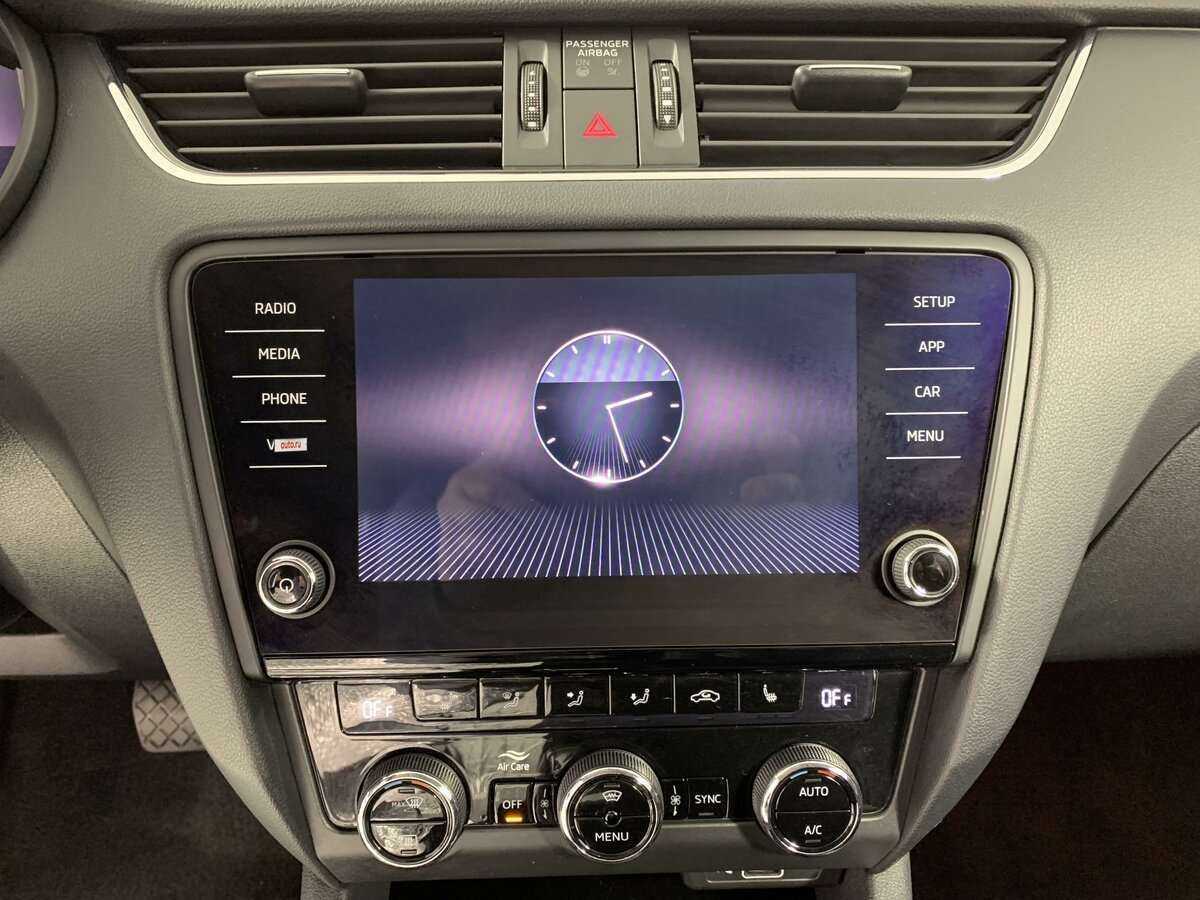 Б/У Шкода Октавия 2020 года. Фото: #12