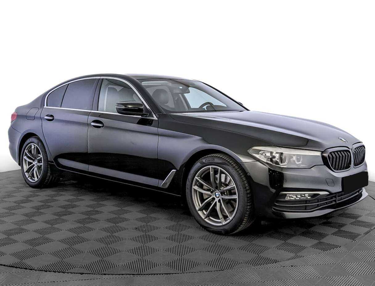Б/У БМВ 5 серии 2018 года. Фото: #2