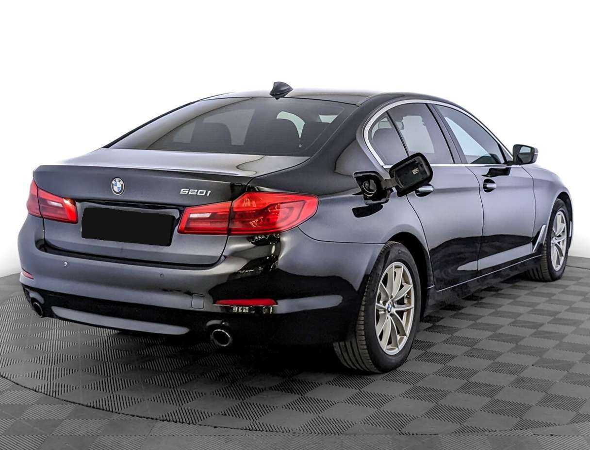 Б/У БМВ 5 серии 2018 года. Фото: #4