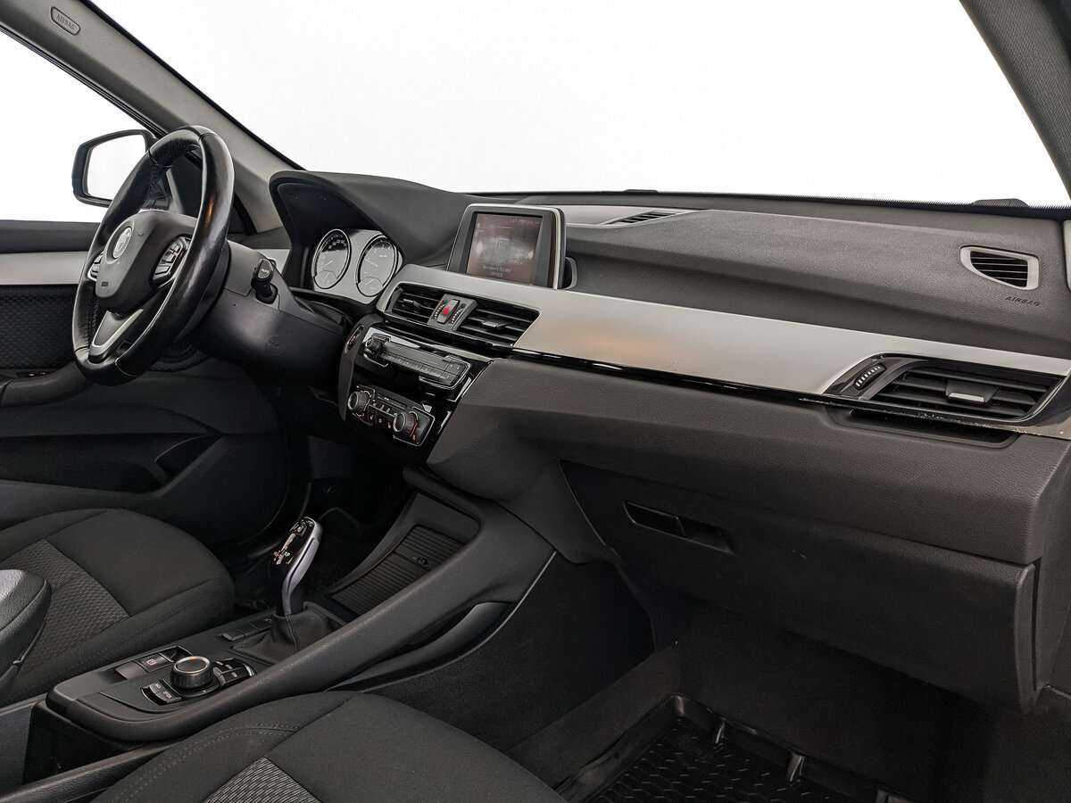 Б/У БМВ Икс1 2019 года. Фото: #8