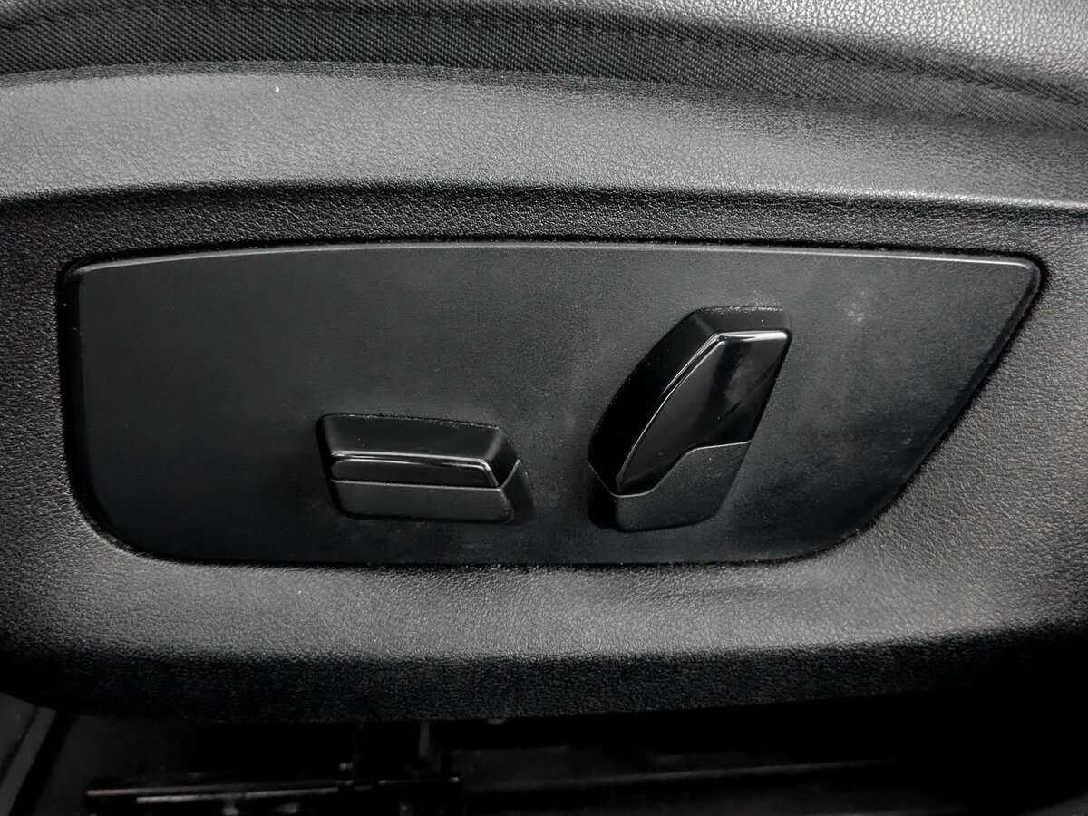 Б/У БМВ 5 серии 2018 года. Фото: #16