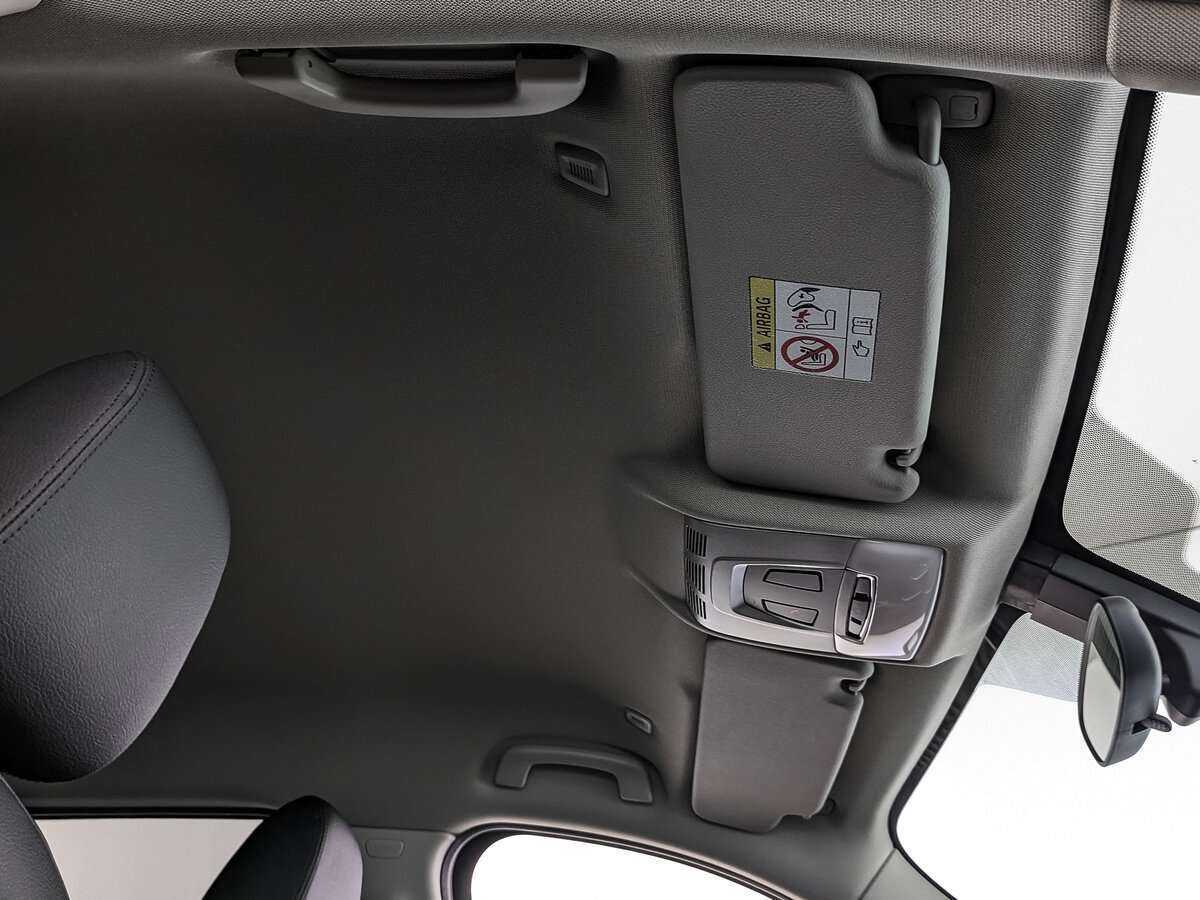 Б/У БМВ Икс1 2018 года. Фото: #20