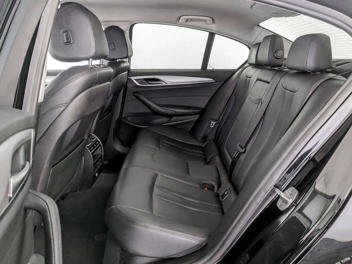 Б/У БМВ 5 серии 2018 года. Фото: #9