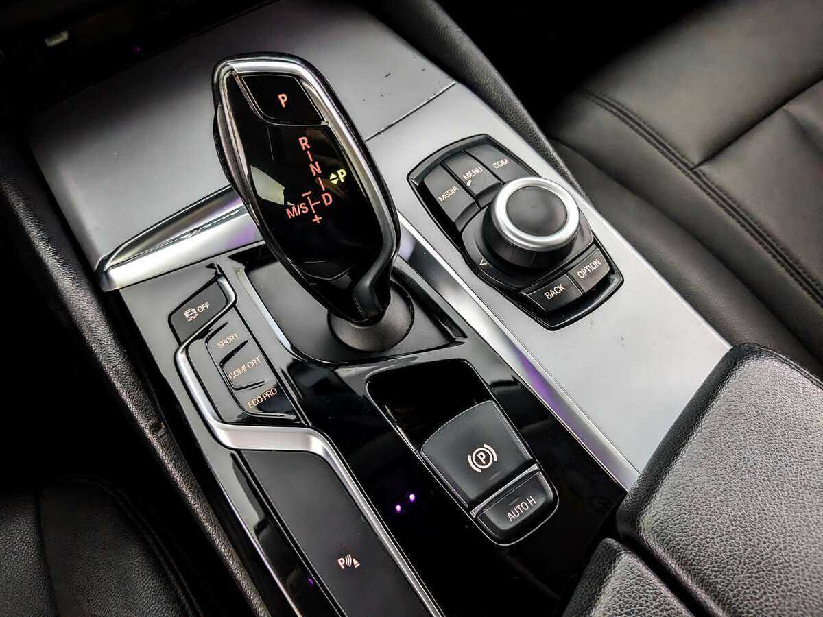 Б/У БМВ 5 серии 2018 года. Фото: #20