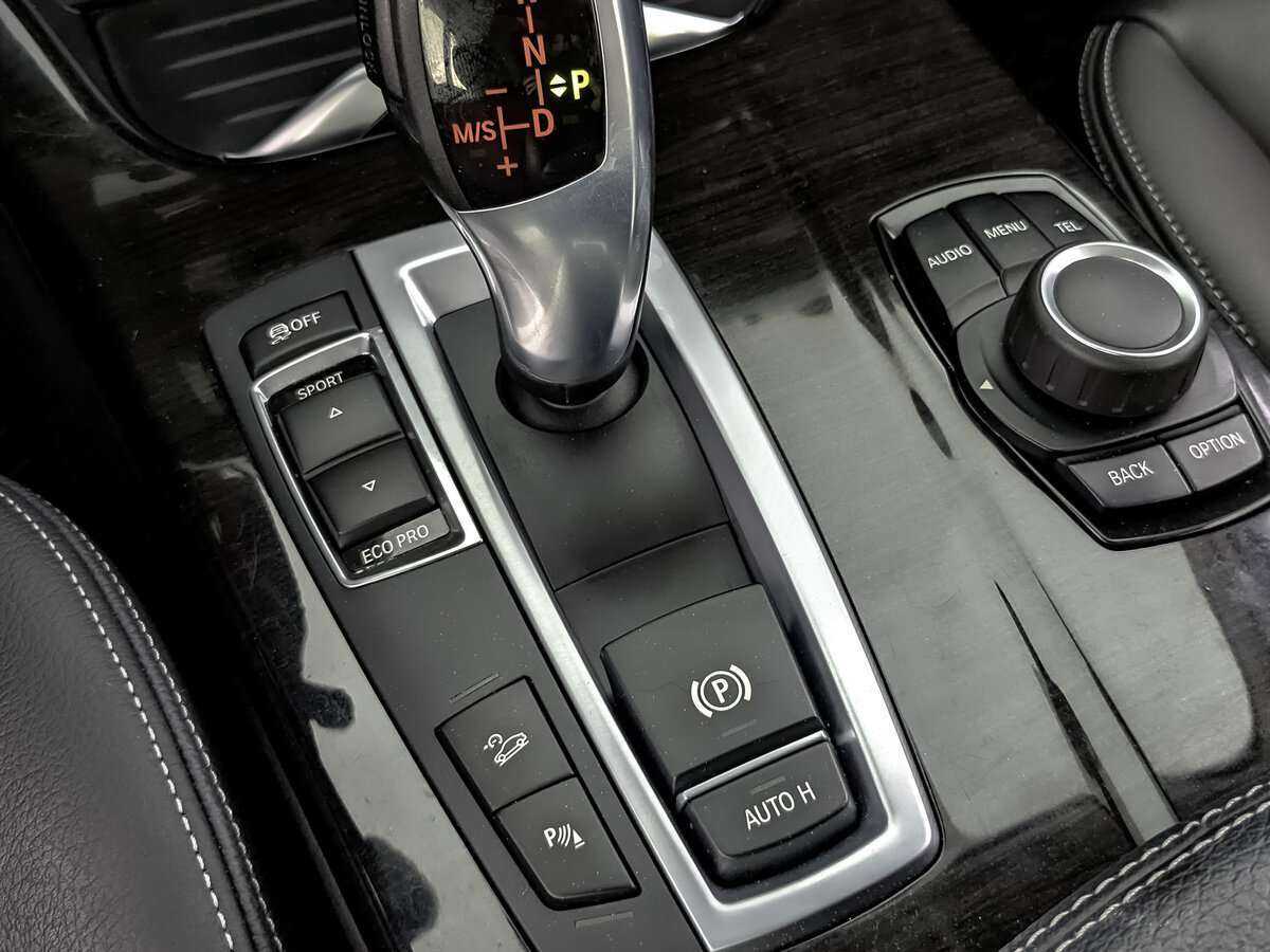 Б/У БМВ Икс3 2014 года. Фото: #22