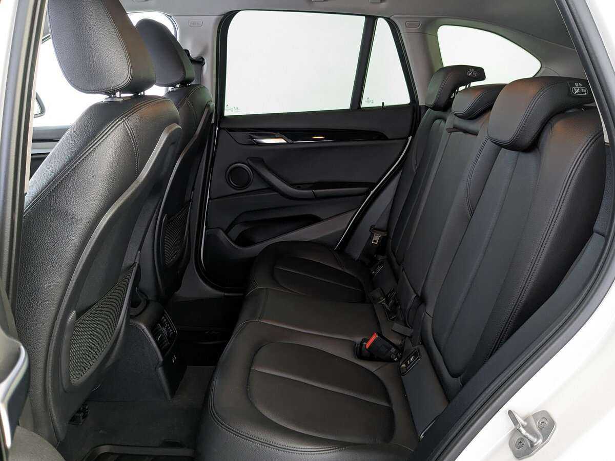 Б/У БМВ Икс1 2019 года. Фото: #15