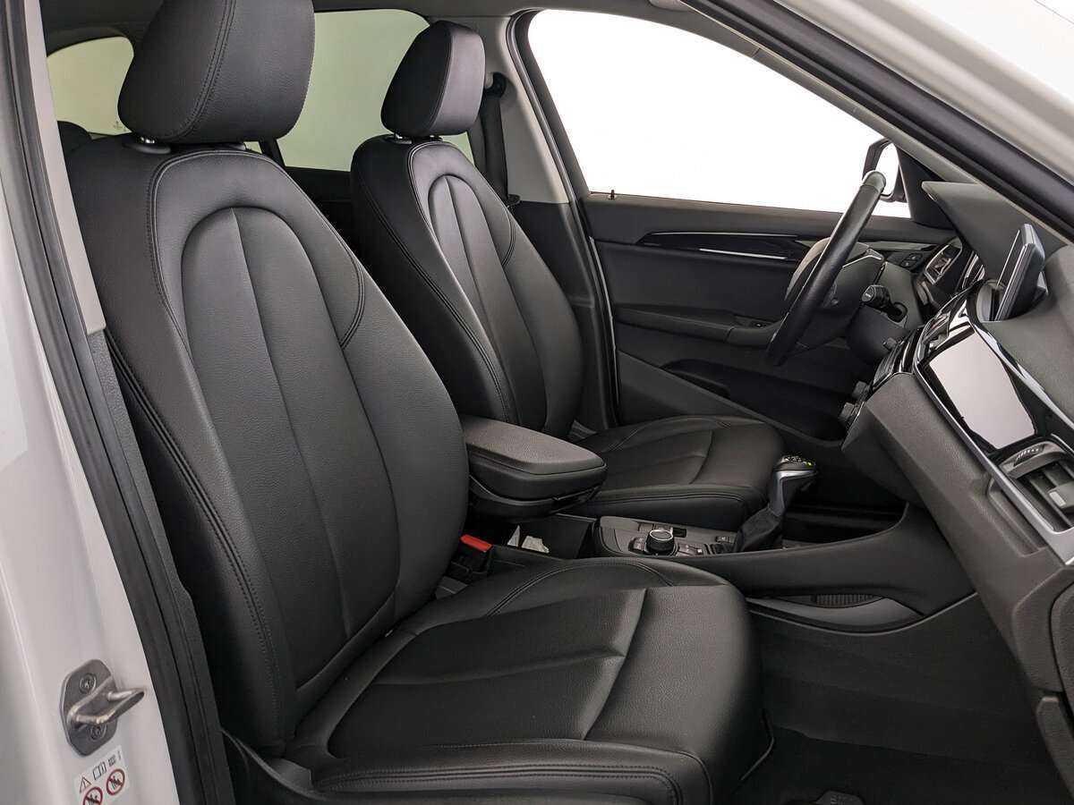 Б/У БМВ Икс1 2019 года. Фото: #21