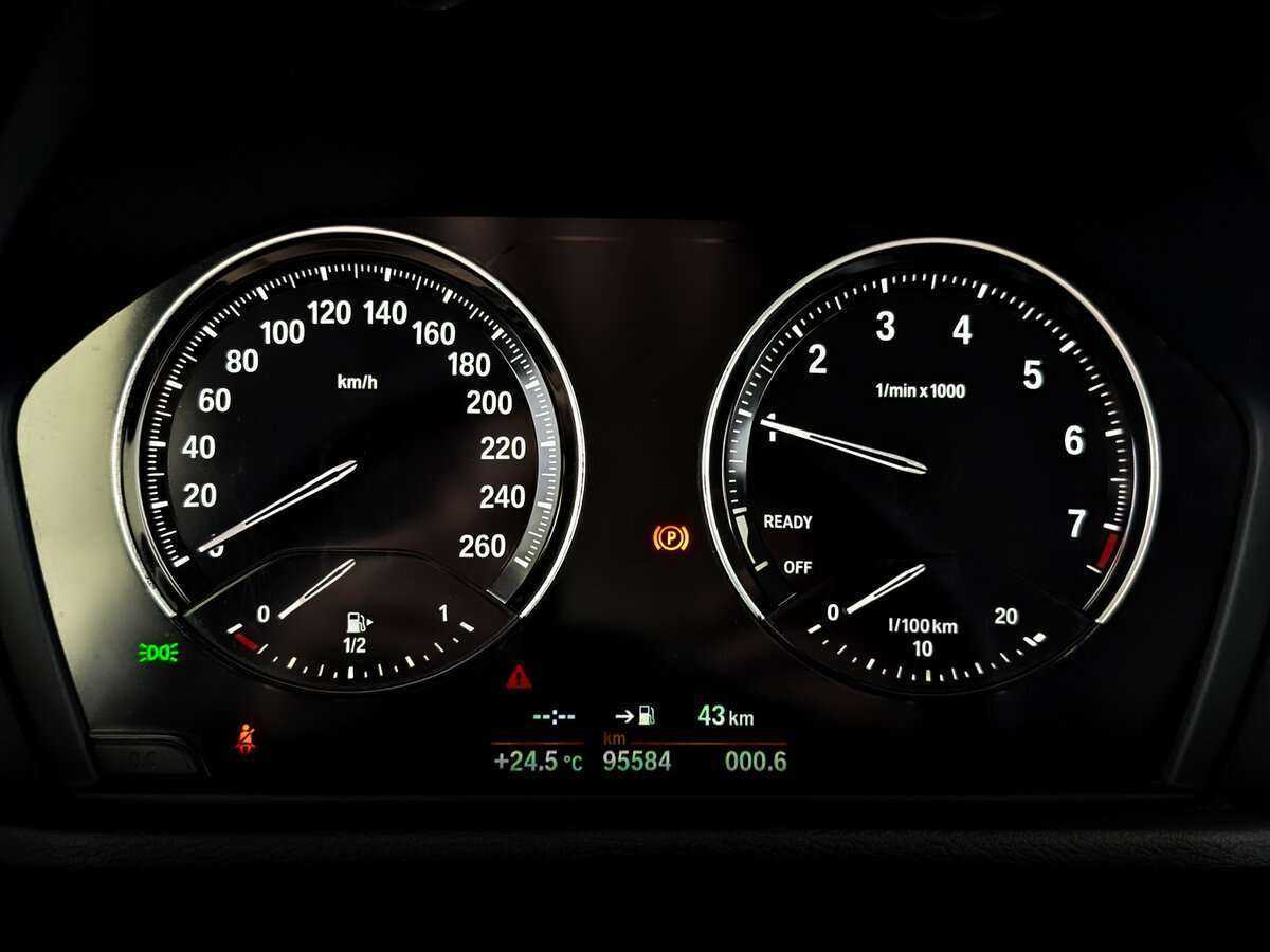 Б/У БМВ Икс1 2019 года. Фото: #10