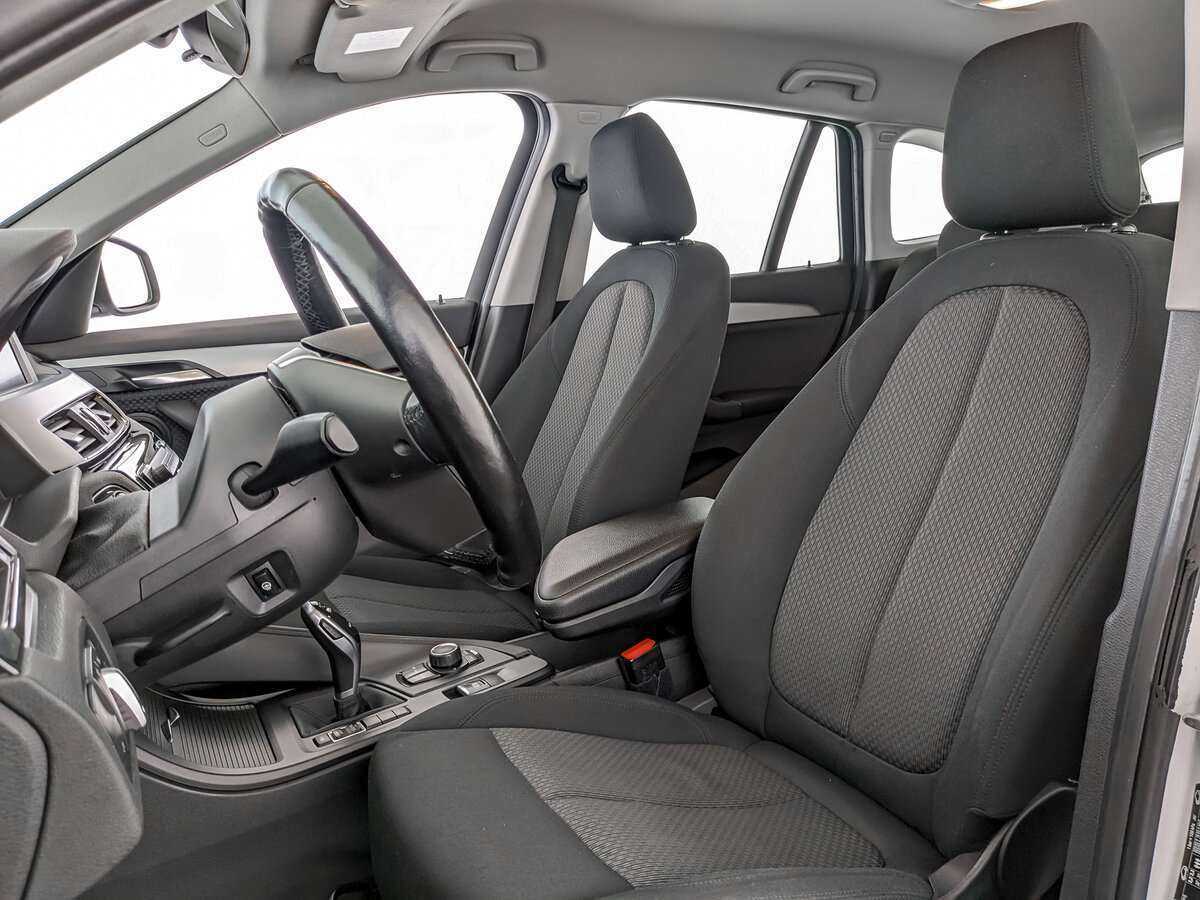 Б/У БМВ Икс1 2019 года. Фото: #15