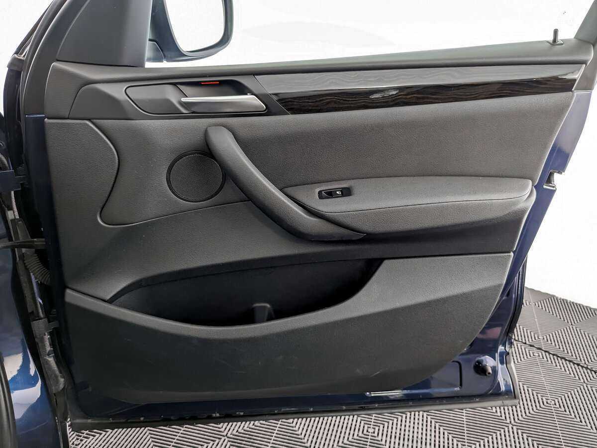 Б/У БМВ Икс3 2014 года. Фото: #19