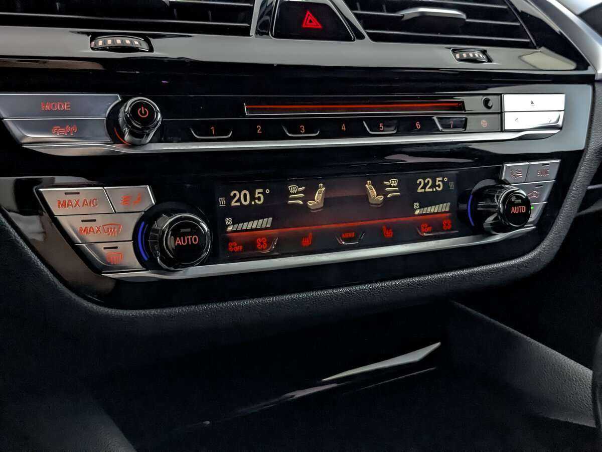 Б/У БМВ 5 серии 2017 года. Фото: #16