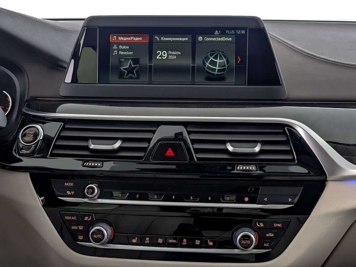 Б/У БМВ 5 серии 2017 года. Фото: #12