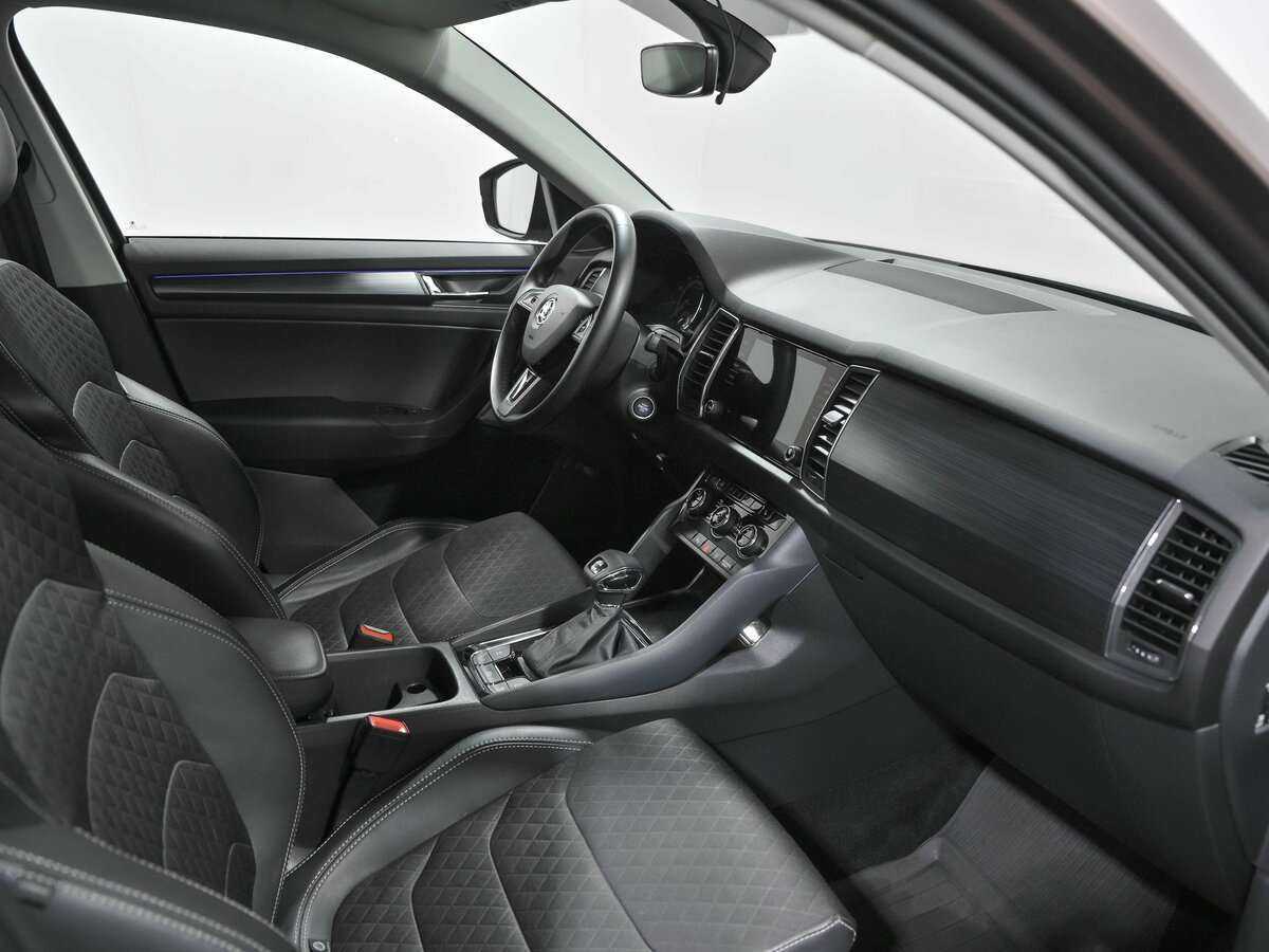 Б/У Шкода Кодиак 2020 года. Фото: #6