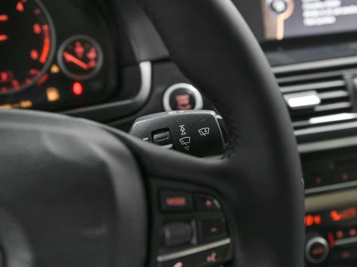 Б/У БМВ 5 серии 2013 года. Фото: #10