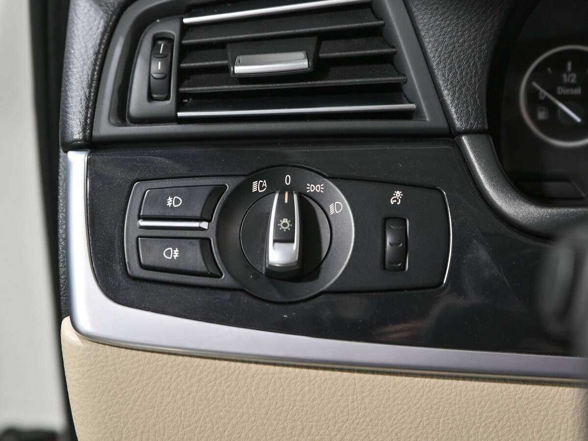 Б/У БМВ 5 серии 2013 года. Фото: #15