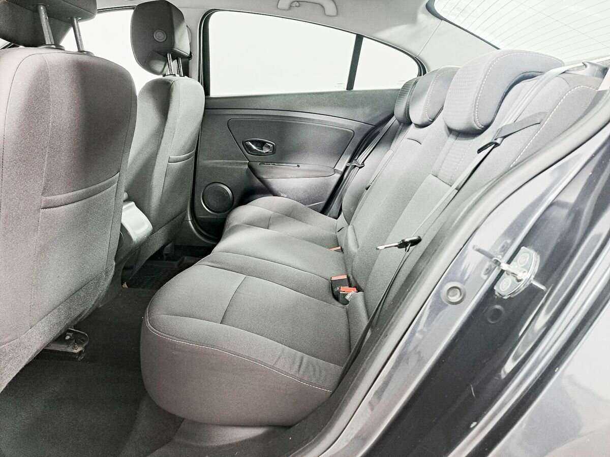 Б/У Рено Флюенс 2012 года. Фото: #9