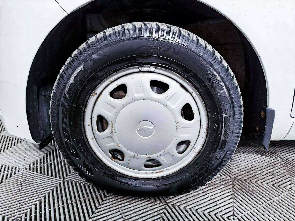 Б/У Шевроле Спарк 2013 года. Фото: #17