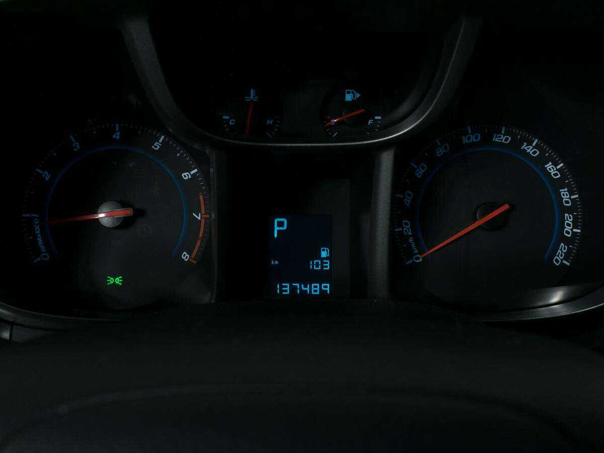 Б/У Шевроле Орландо 2014 года. Фото: #10