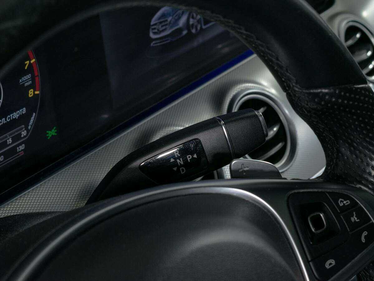 Б/У Мерседес-Бенц Е-Класс 2017 года. Фото: #12