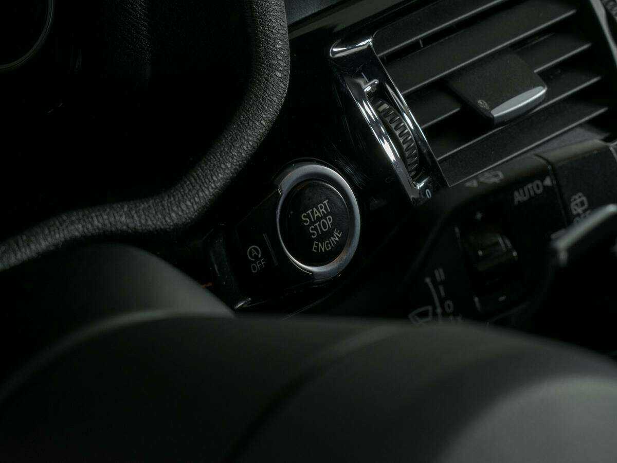 Б/У БМВ Икс3 2014 года. Фото: #17