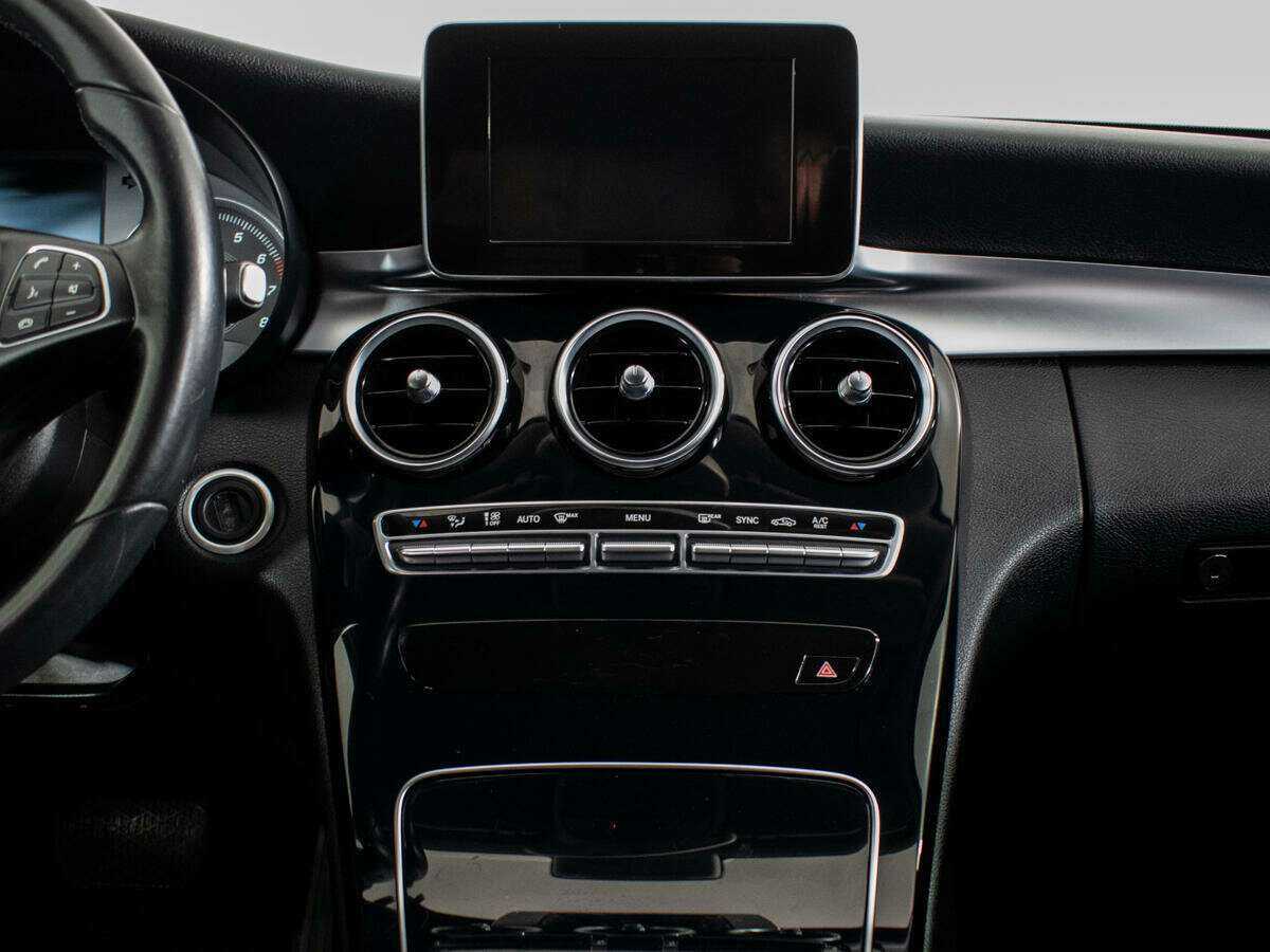 Б/У Мерседес-Бенц Ц-Класс 2014 года. Фото: #8