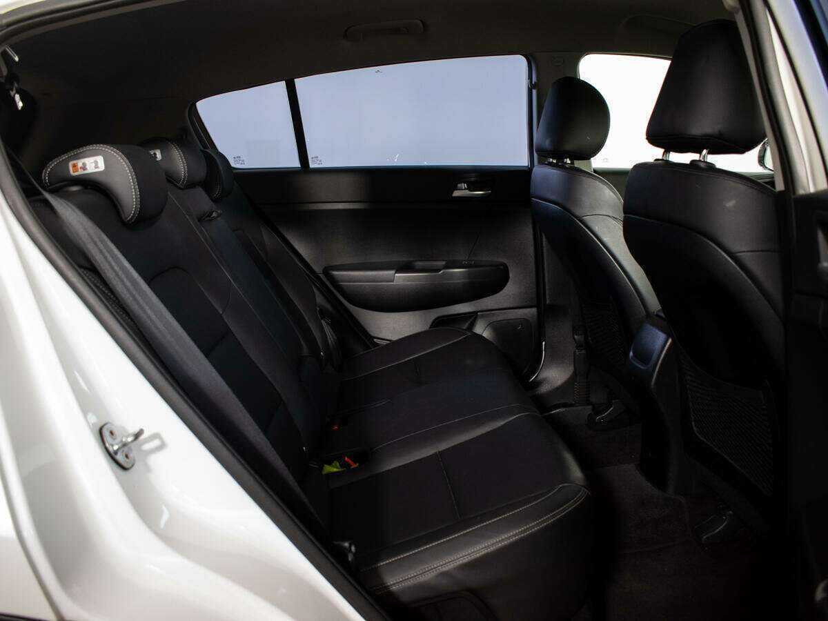 Б/У Киа Спортейдж 2018 года. Фото: #7