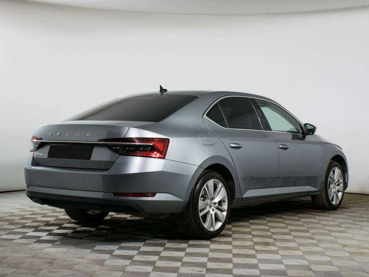 Б/У Шкода Суперб 2019 года. Фото: #4