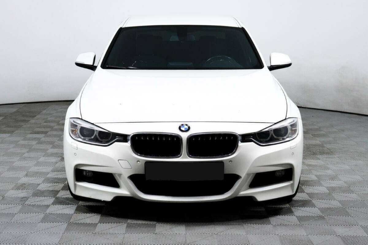 Б/У БМВ 3 серии 2014 года. Фото: #1