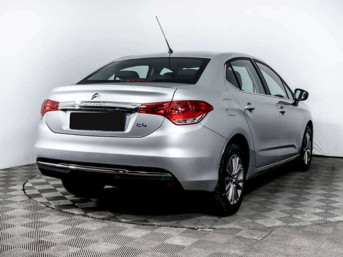 Б/У Ситроен Ц4 2020 года. Фото: #2