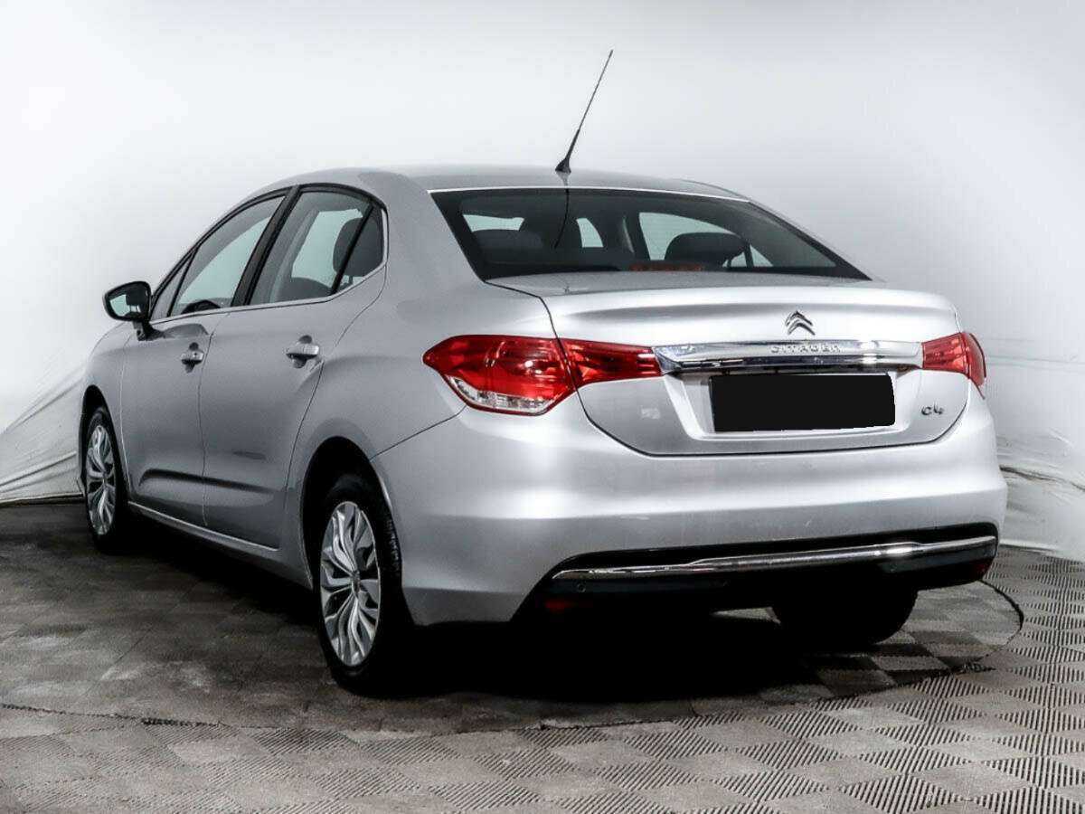 Б/У Ситроен Ц4 2017 года. Фото: #4