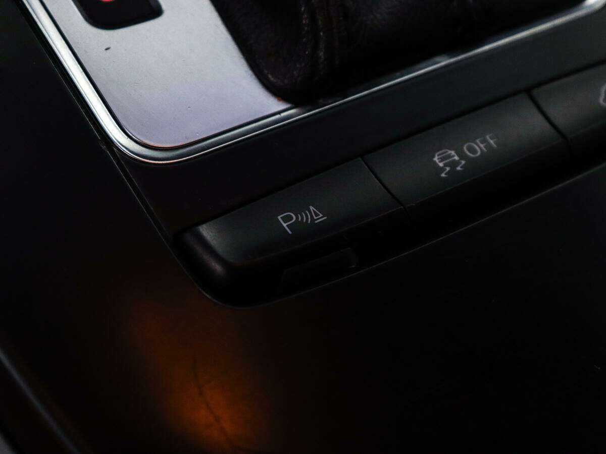 Б/У Ауди К5 2012 года. Фото: #18