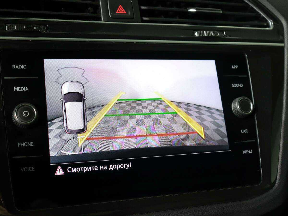 Б/У Фольксваген Тигуан 2020 года. Фото: #12