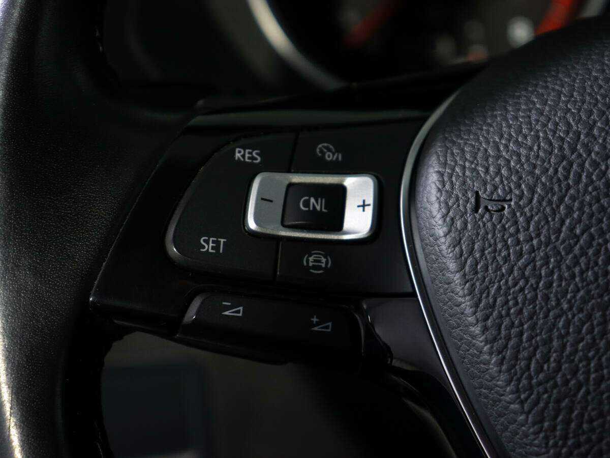 Б/У Фольксваген Тигуан 2020 года. Фото: #16