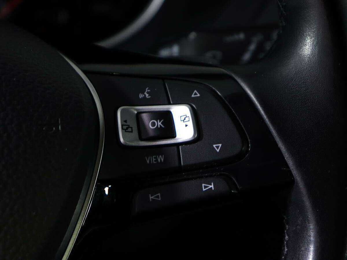 Б/У Фольксваген Тигуан 2020 года. Фото: #17