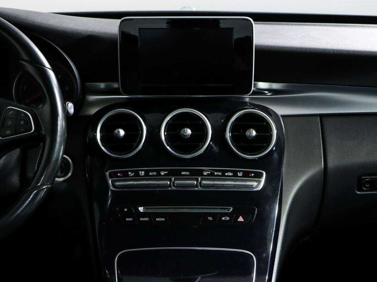 Б/У Мерседес-Бенц Ц-Класс 2014 года. Фото: #9