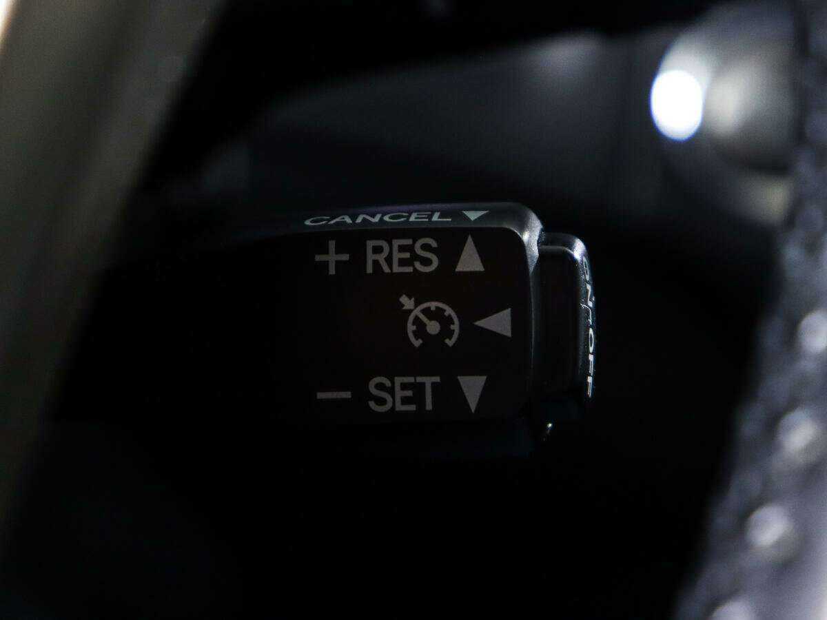 Б/У Лексус Р-Икс 2012 года. Фото: #14