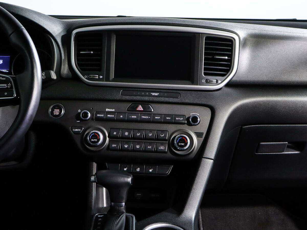 Б/У Киа Спортейдж 2021 года. Фото: #10