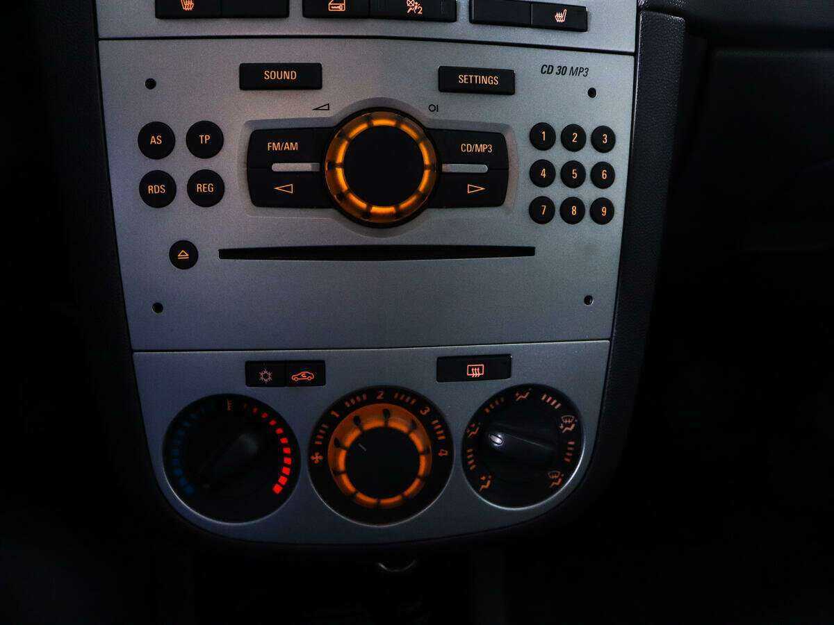 Б/У Опель Корса 2012 года. Фото: #13